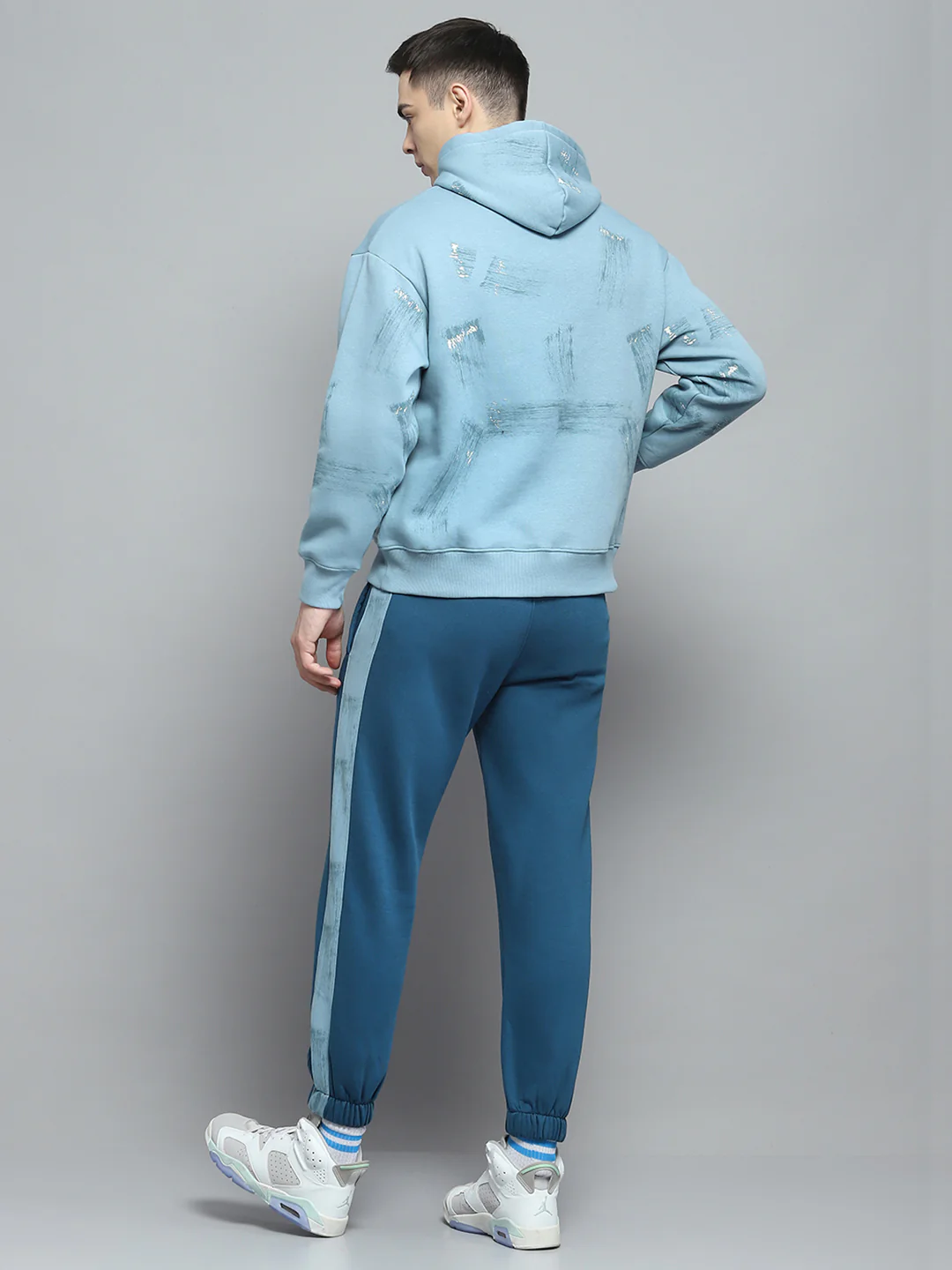 Men Blue & Teal Blue Printed Hooded Full Sleeve Winter Tracksuit - Image 5