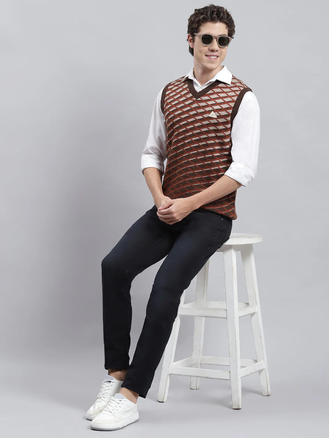 Men Brown Jaquard Sweater - Image 6