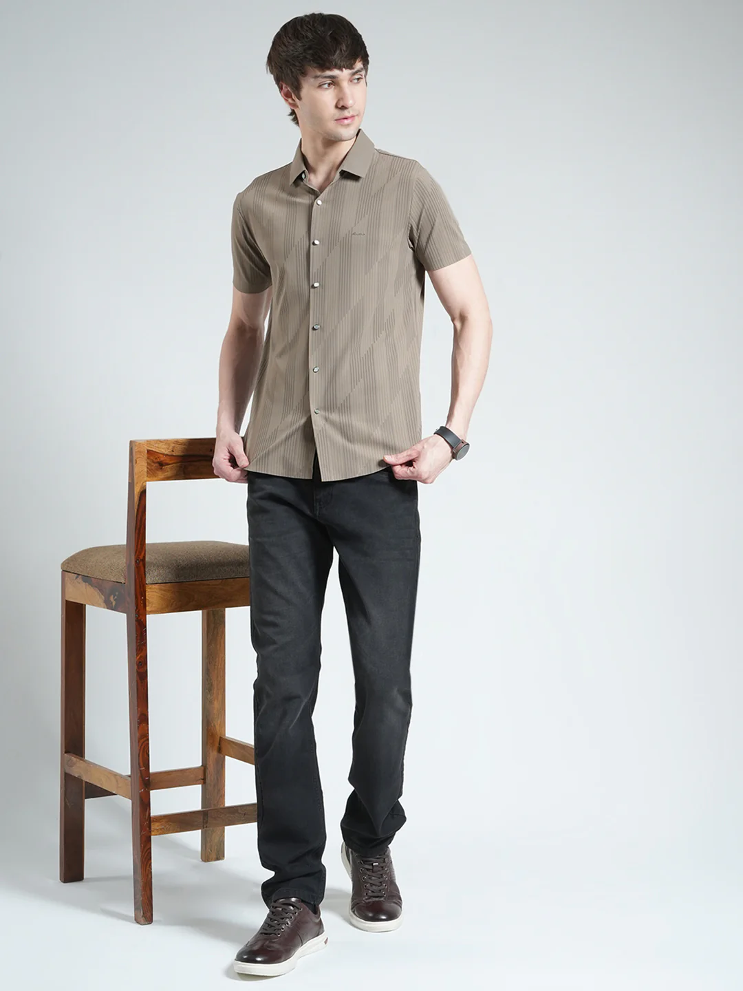 Men Brown Printed Collar Half Sleeve Shirt - Image 2