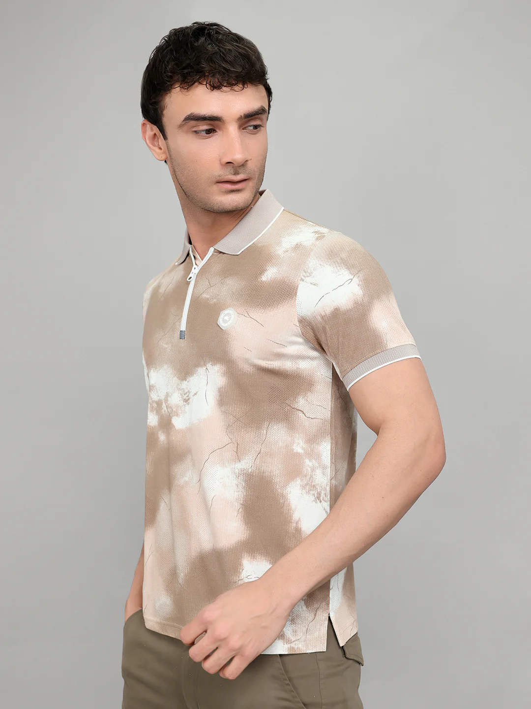 Men Brown Printed Collar Half Sleeve T-Shirt - Image 2
