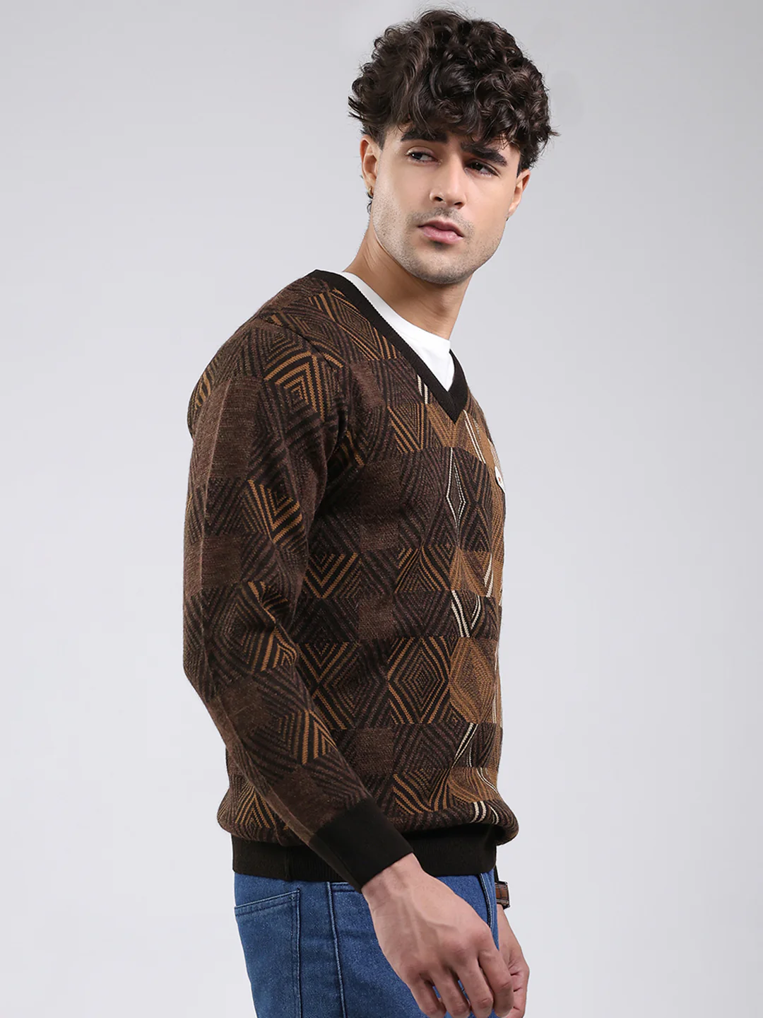 Men Brown Self Design V Neck Full Sleeve Pullover - Image 4