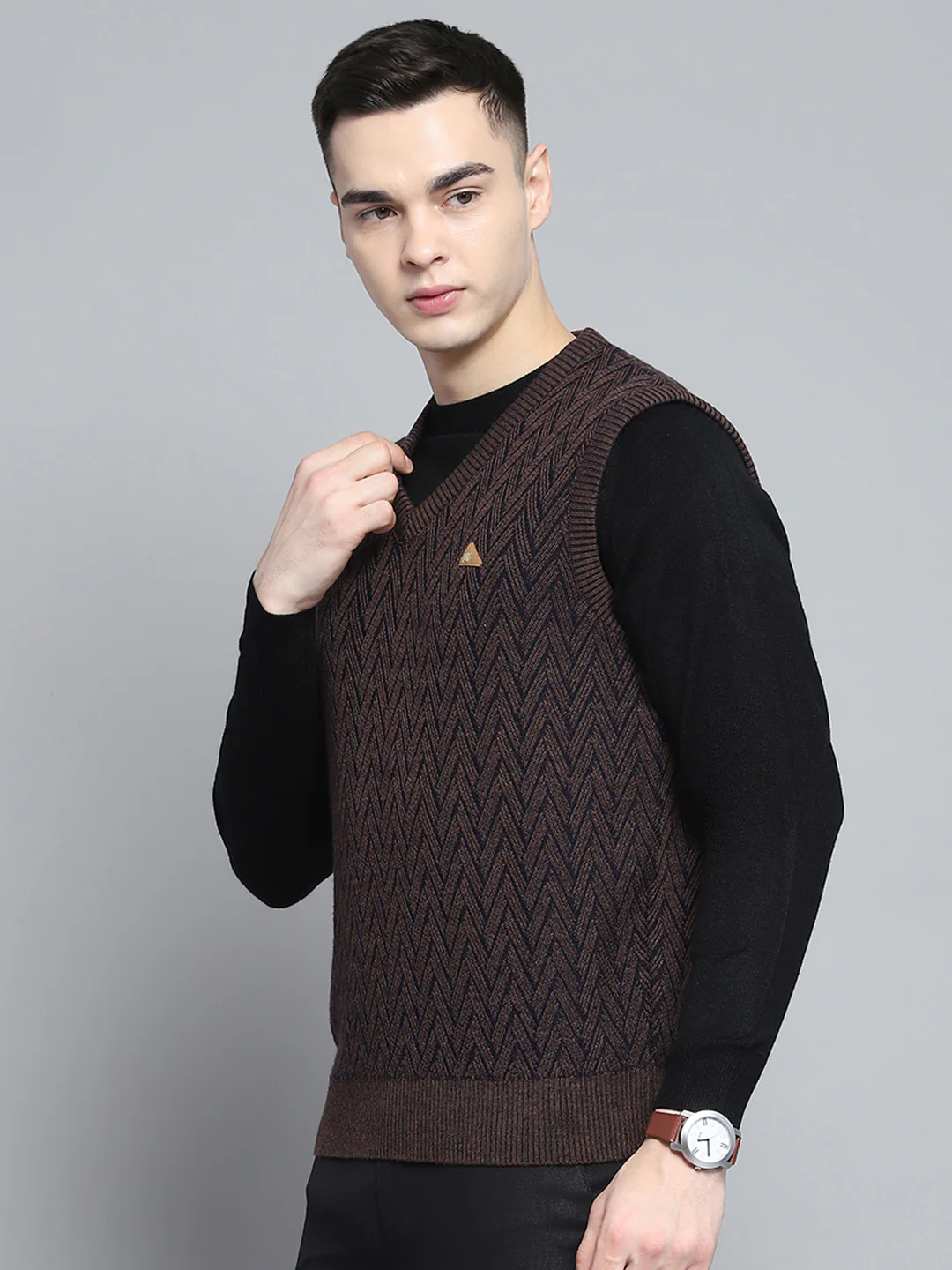 Men Brown Self Design V Neck Sleeveless Sweater - Image 3