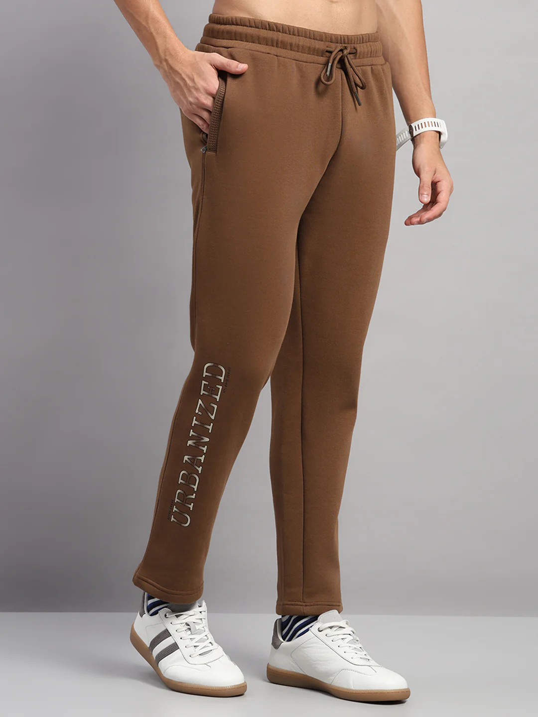 Men Brown Solid Collar Full Sleeve Winter Tracksuit - Image 9