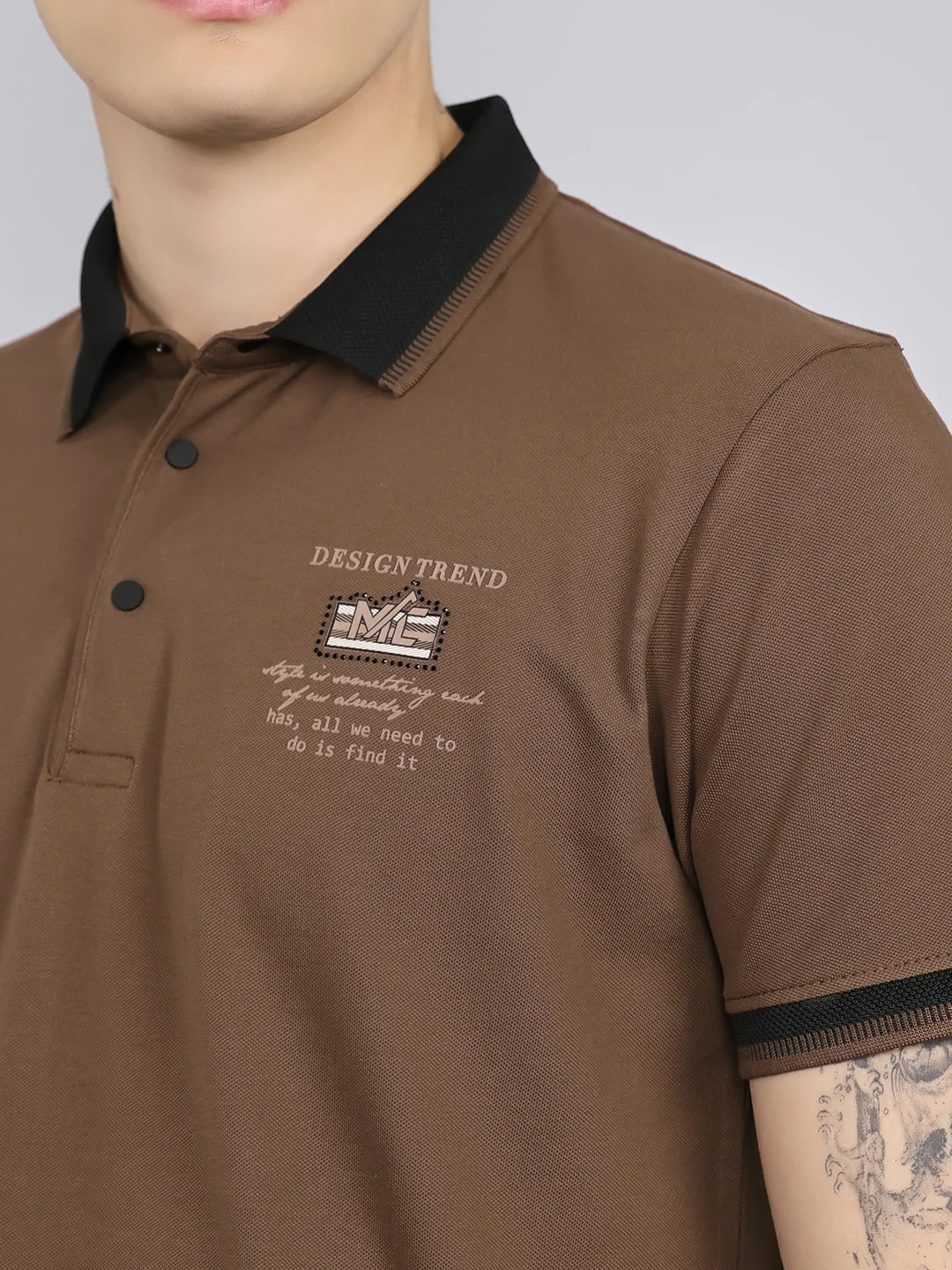 Men Brown Solid Collar Half Sleeve T-Shirt - Image 5