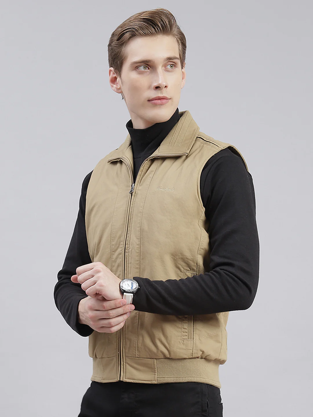 Men Brown Solid Collar Sleeveless Jackets - Image 3