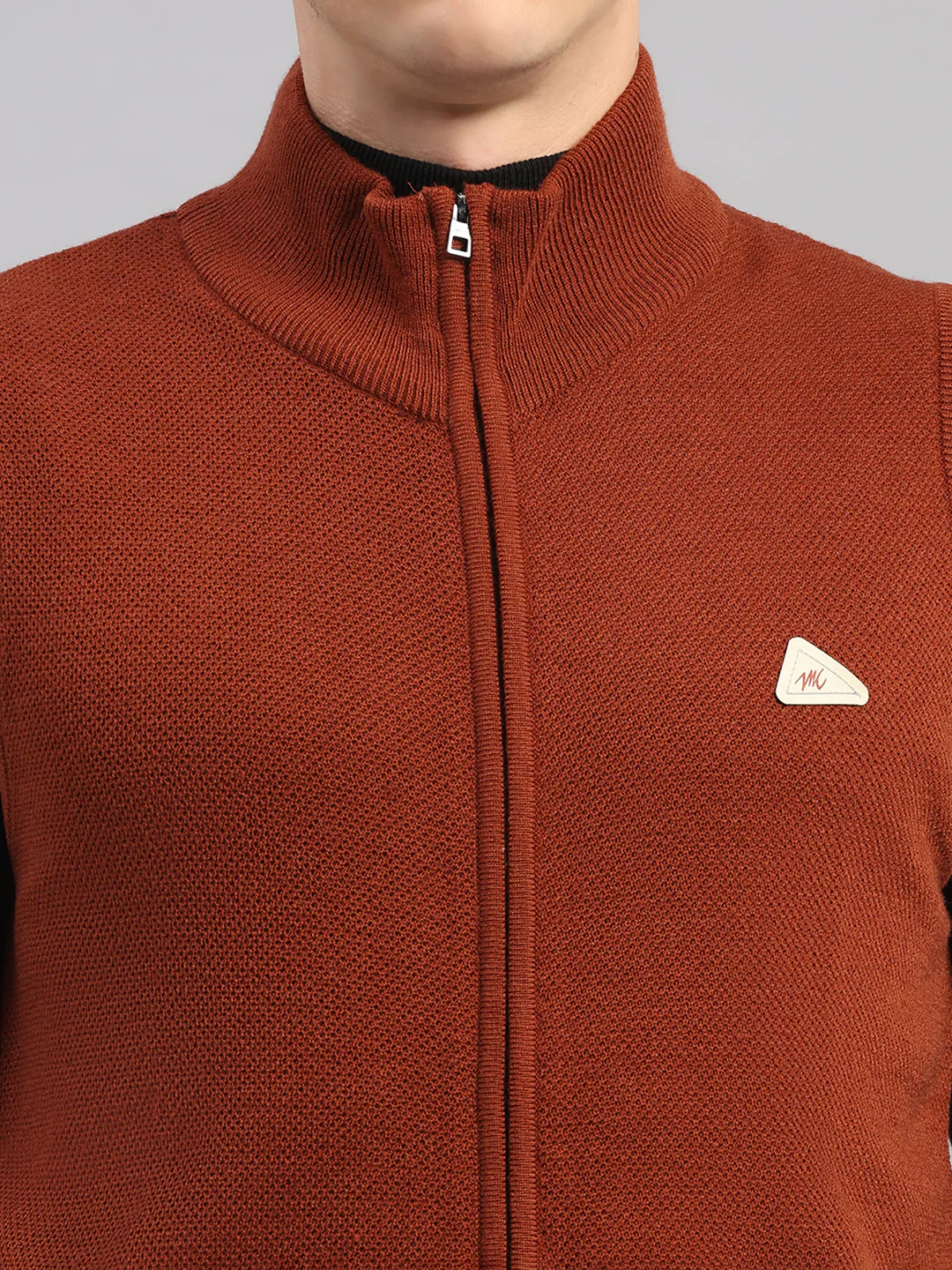 Men Brown Solid Collar Sleeveless Sweater - Image 6