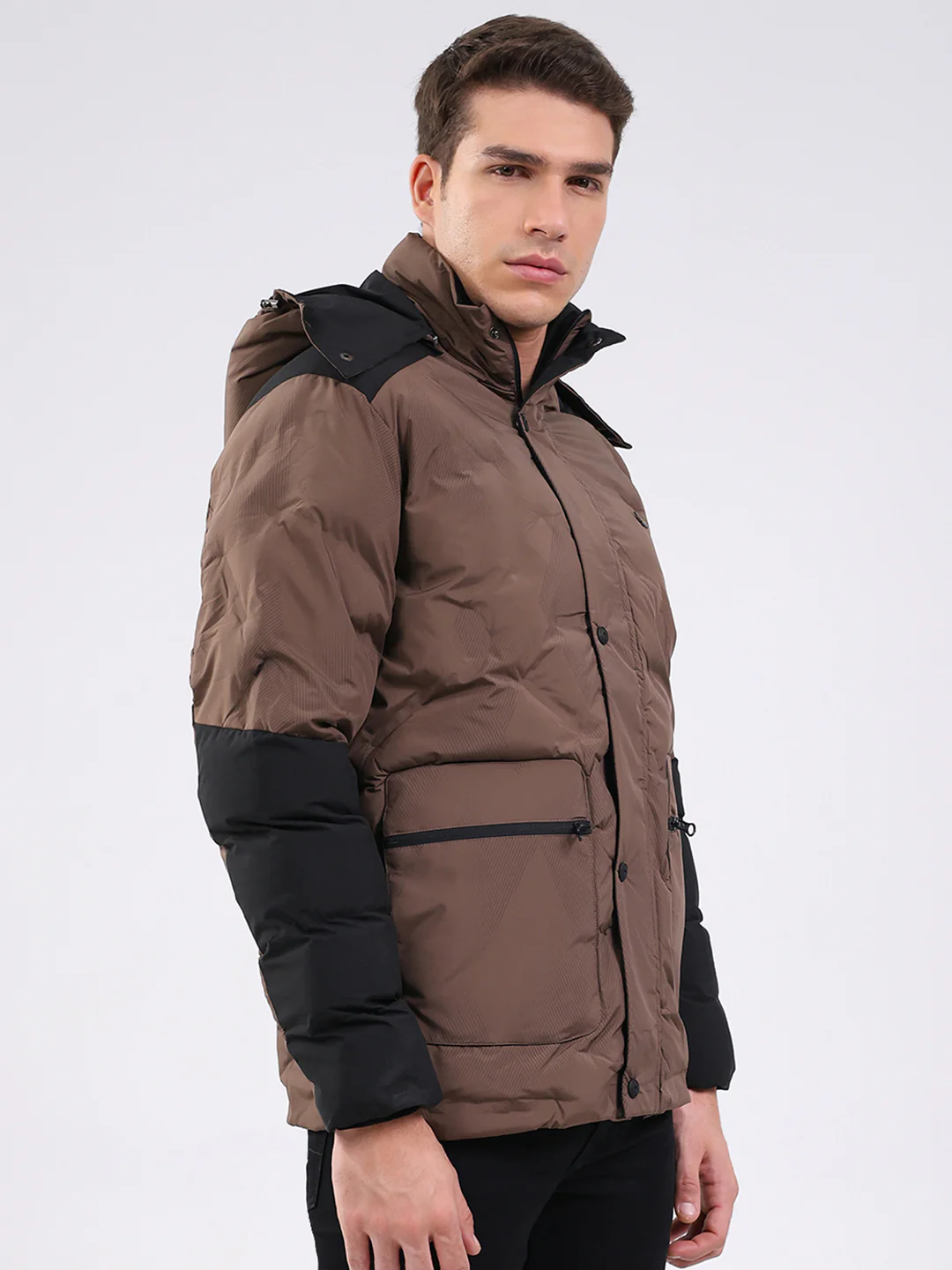 Men Brown Solid Hooded Full Sleeve Jacket - Image 4