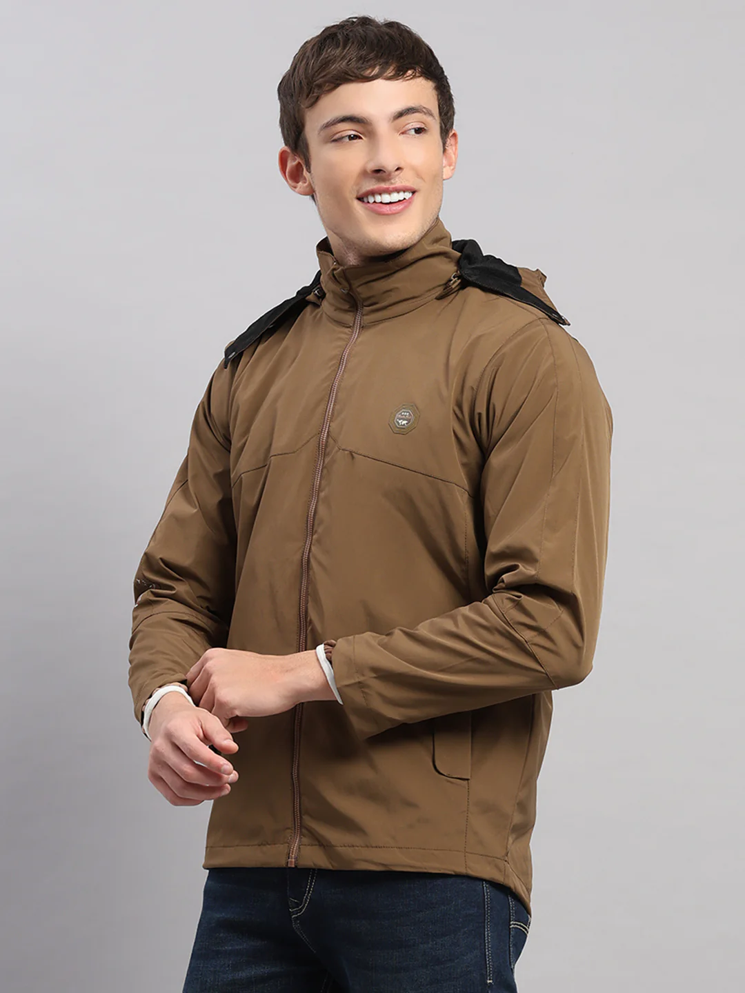 Men Brown Solid Hooded Full Sleeve Jacket - Image 3