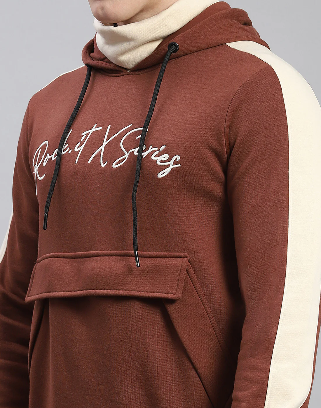 Rock.it Men Brown Solid Hooded Full Sleeve Sweatshirt - Image 6