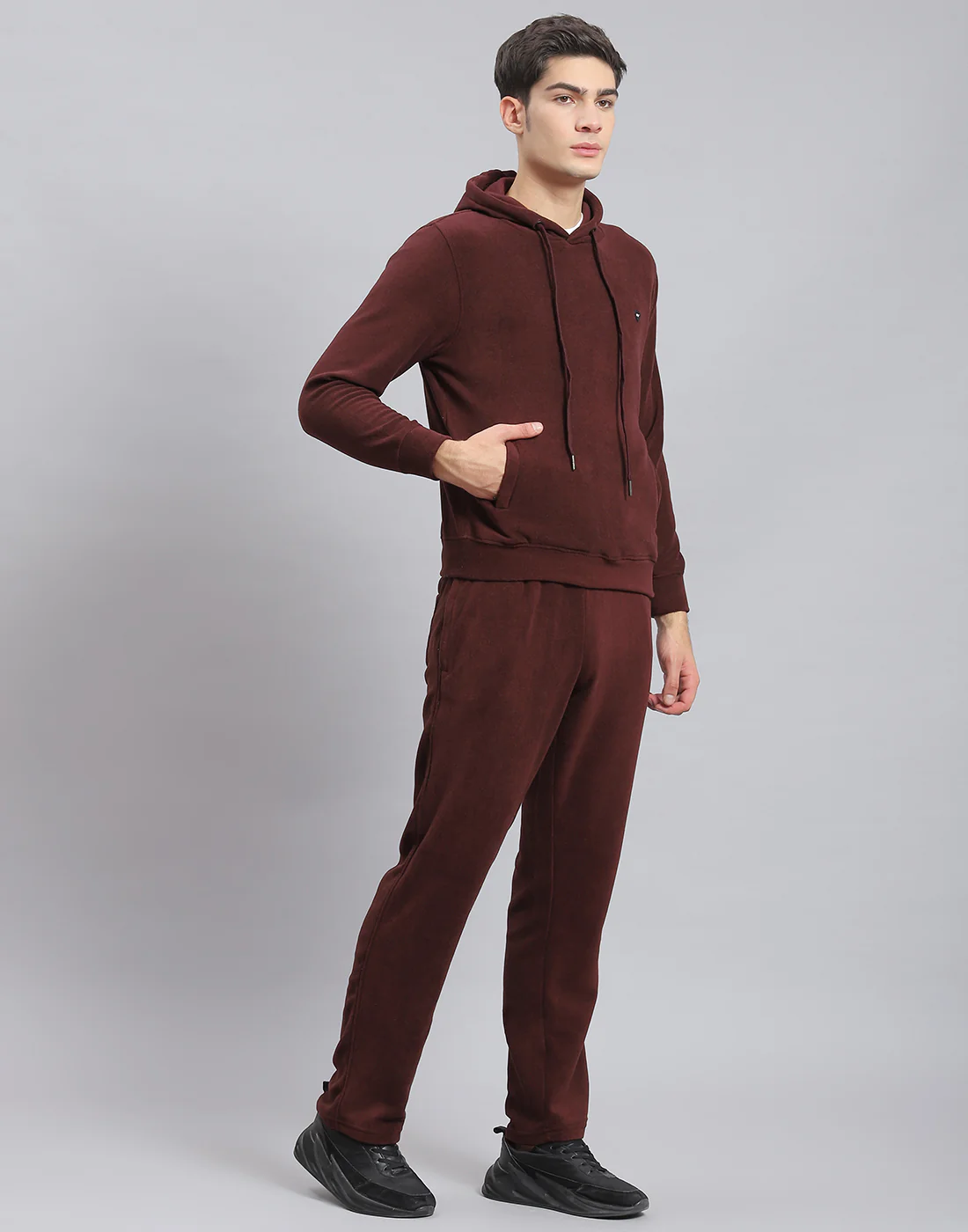Men Brown Solid Hooded Full Sleeve Tracksuit - Image 4