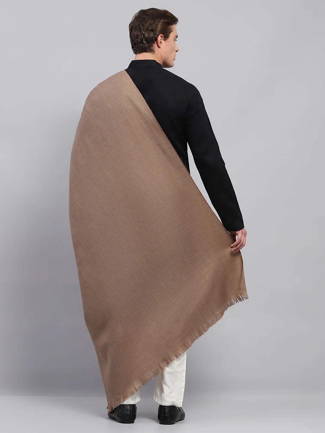 Men Brown Solid Lohi Shawl - Image 5