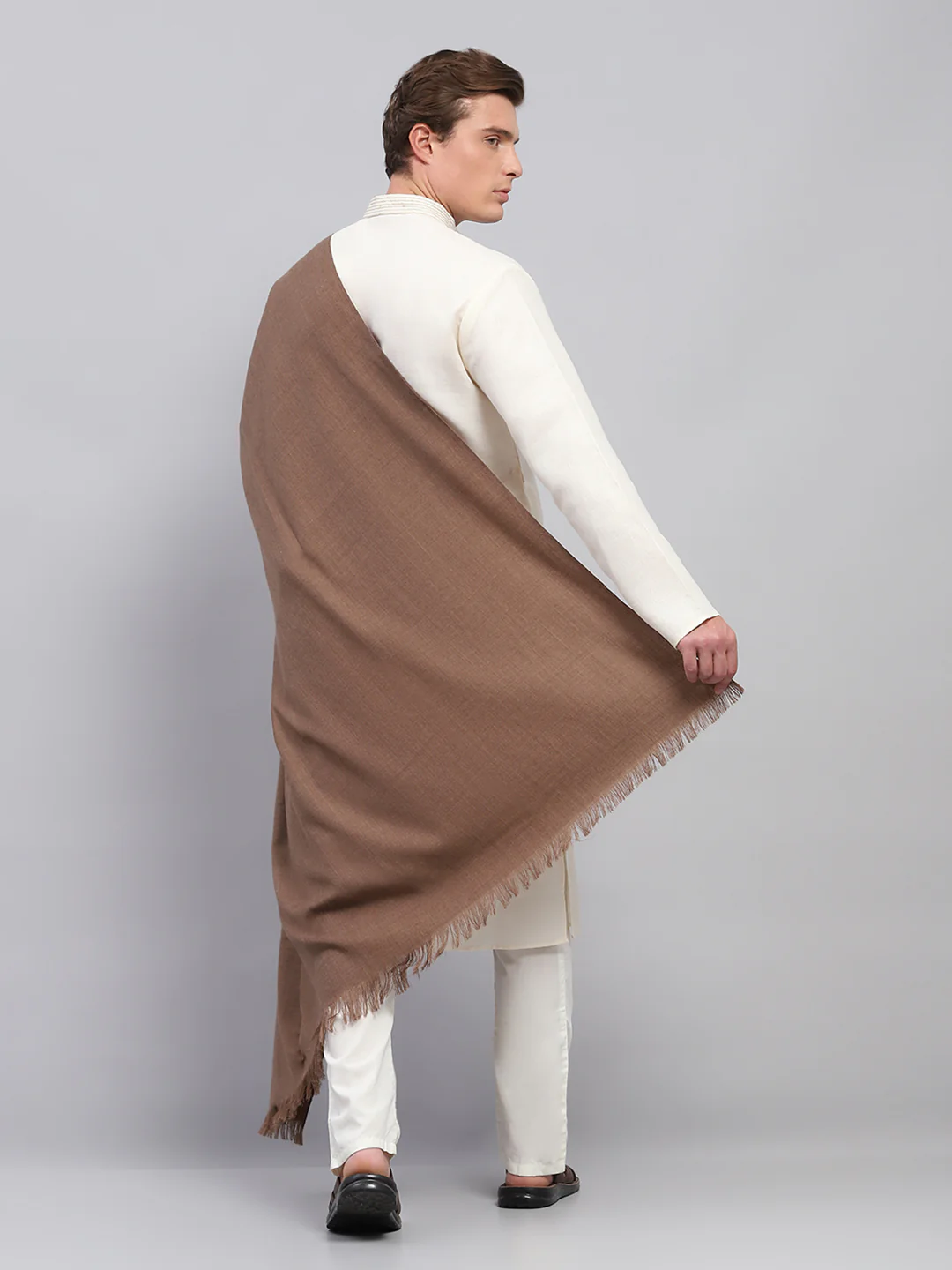 Men Brown Solid Lohi Shawl - Image 5