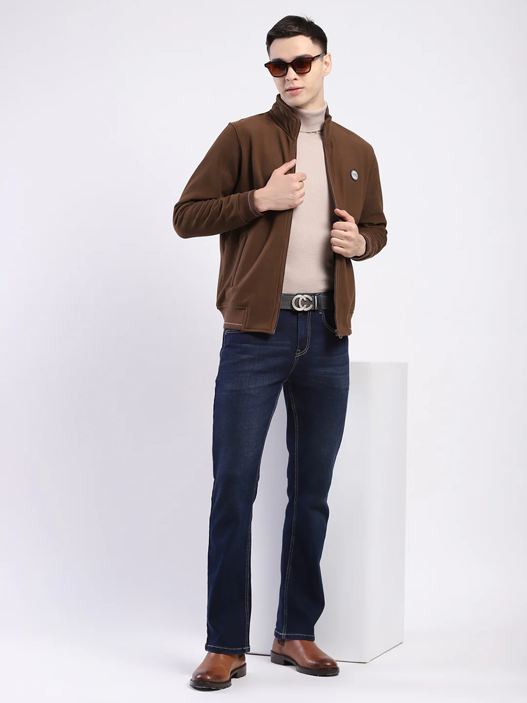 Men Brown Solid Mock Neck Full Sleeve Sweatshirt - Image 2