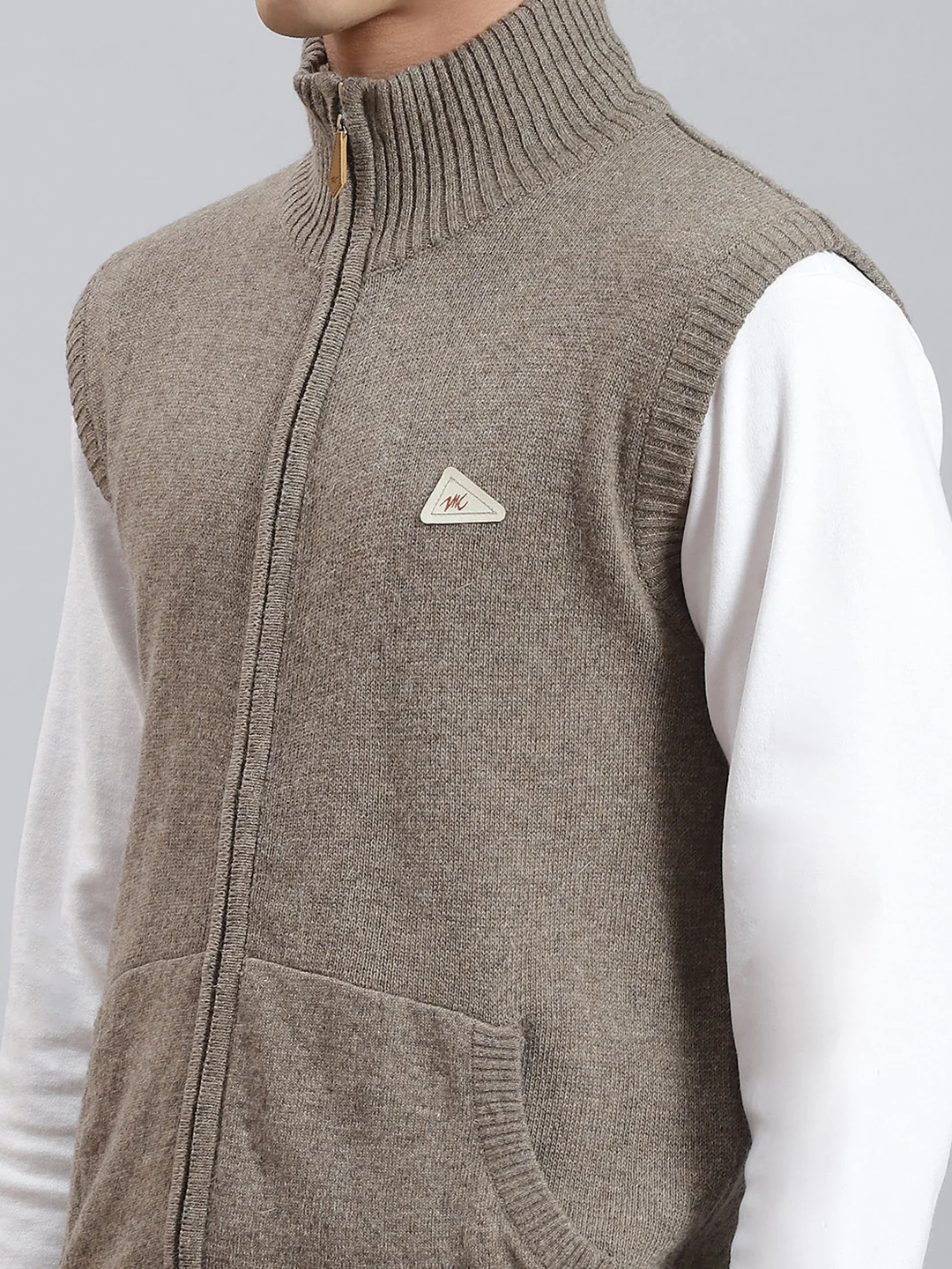 Men Brown Solid Stand Collar Sleeveless Sweaters/Pullovers - Image 6