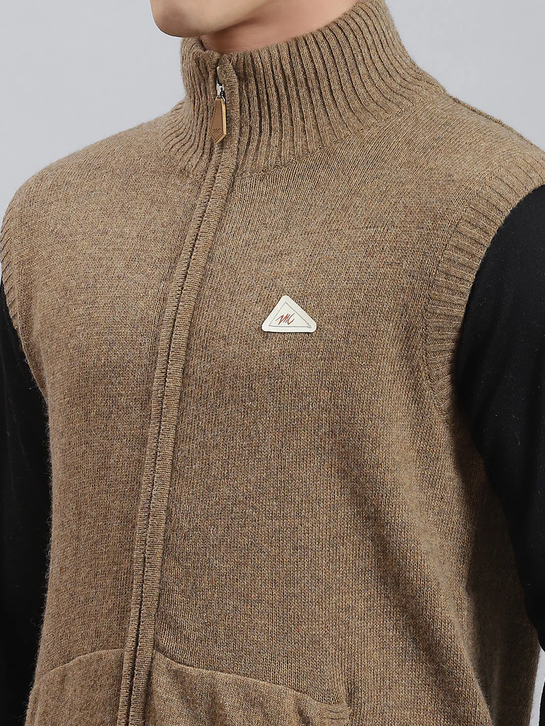 Men Brown Solid Stand Collar Sleeveless Sweaters/Pullovers - Image 6