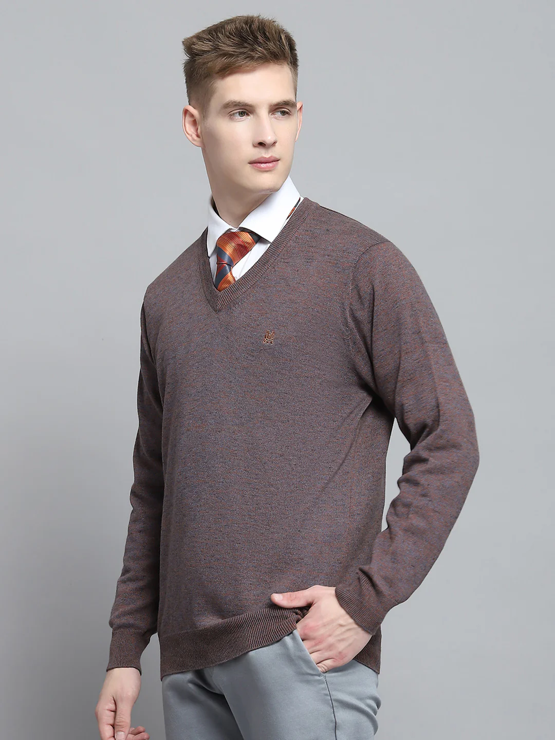 Men Brown Solid V Neck Full Sleeve Pullover - Image 3