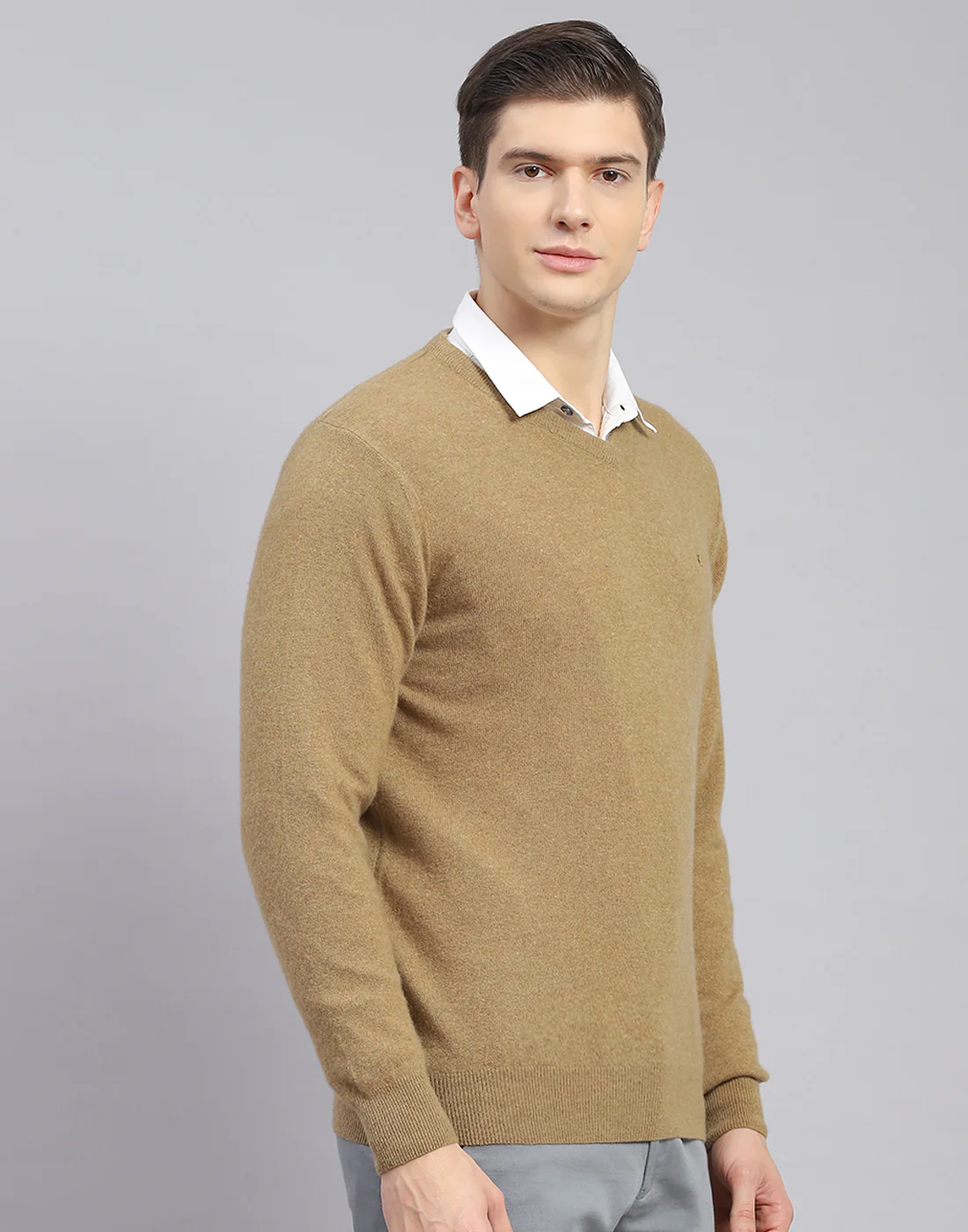 Men Brown Solid V Neck Full Sleeve Sweater - Image 6