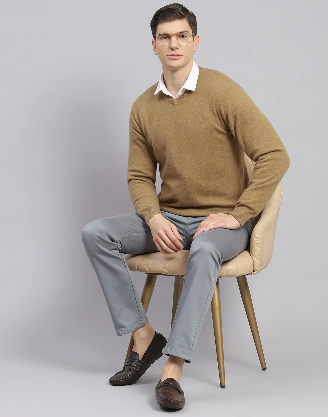 Men Brown Solid V Neck Full Sleeve Sweater - Image 7