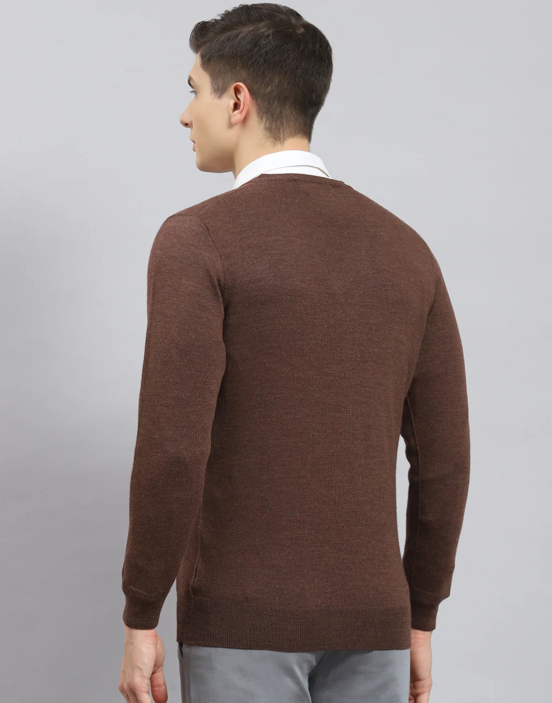 Men Brown Solid V Neck Full Sleeve Sweater - Image 7