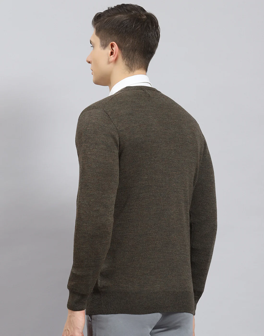 Men Brown Solid V Neck Full Sleeve Sweater - Image 7