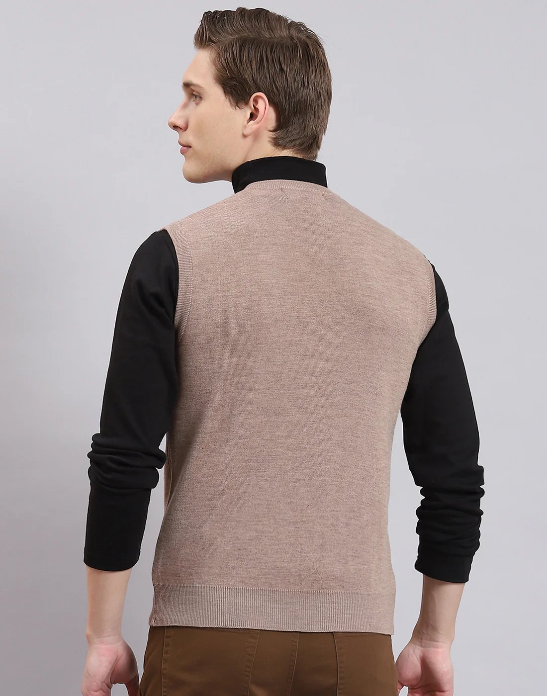 Men Brown Solid V Neck Sleeveless Sweater - Image 6