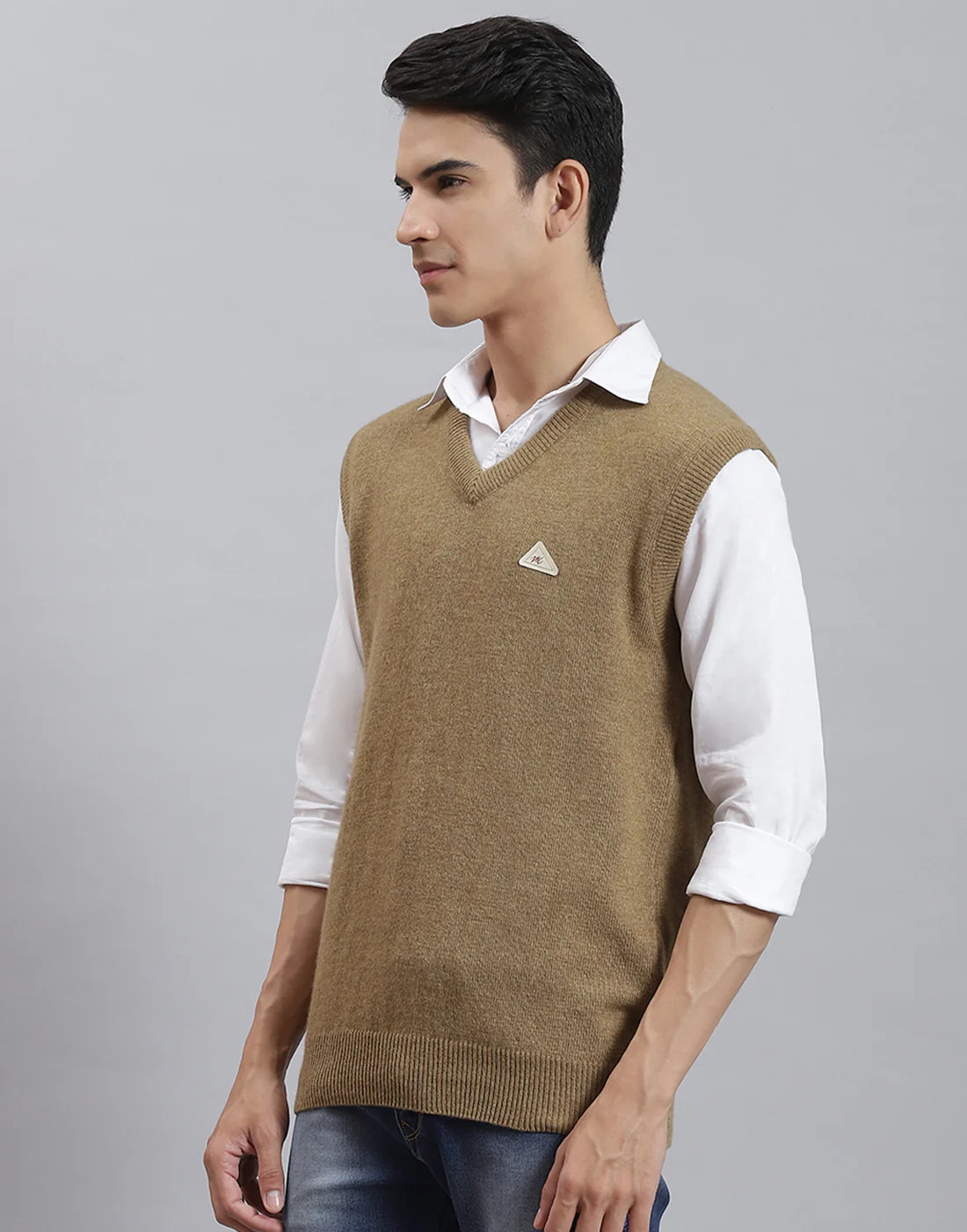 Men Brown Solid V Neck Sleeveless Sweater - Image 3