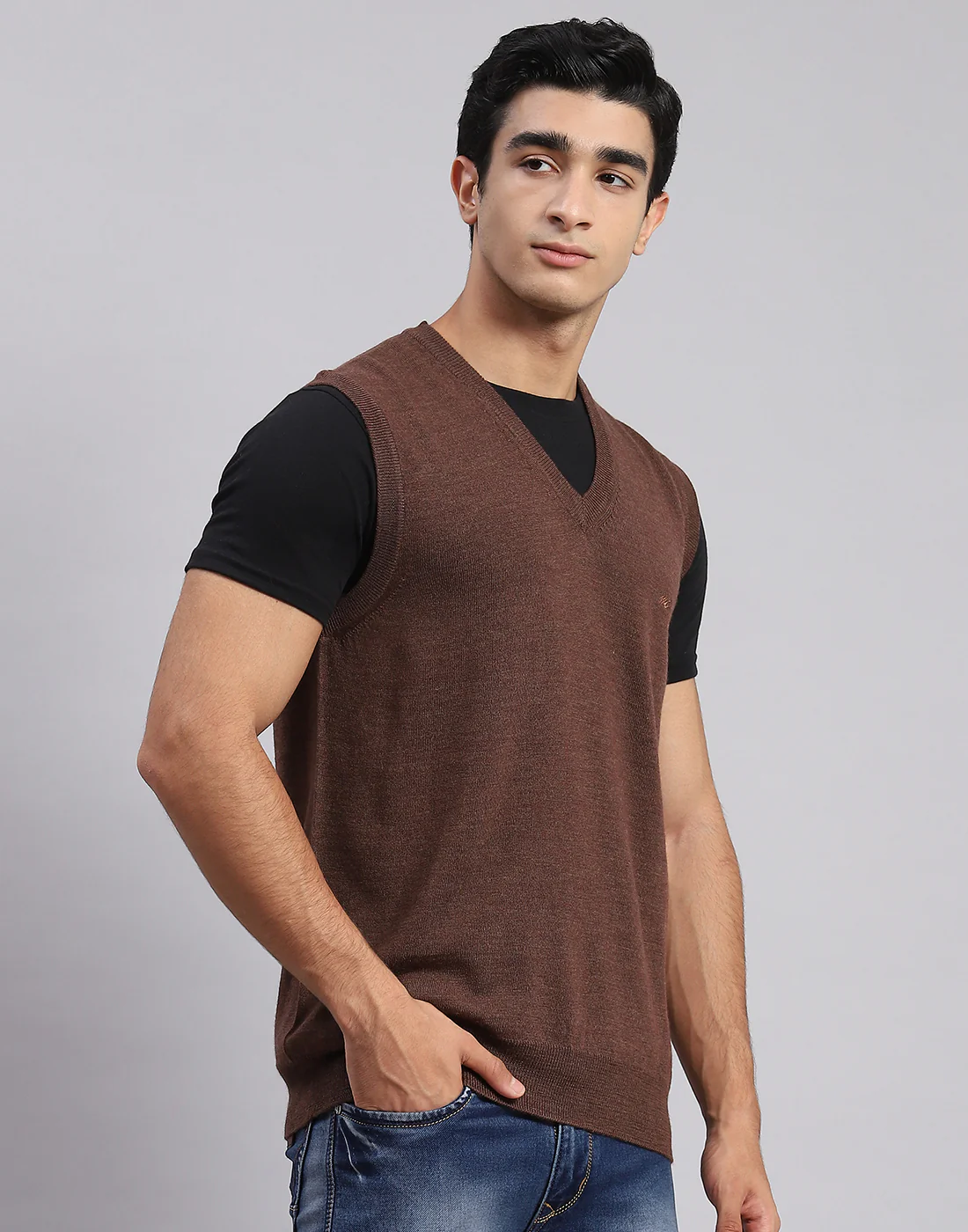 Men Brown Solid V Neck Sleeveless Sweater - Image 3