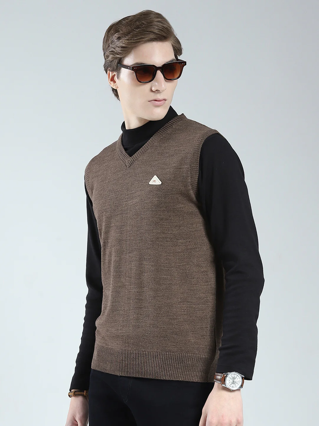Men Brown Solid V Neck Sleeveless Sweater - Image 3
