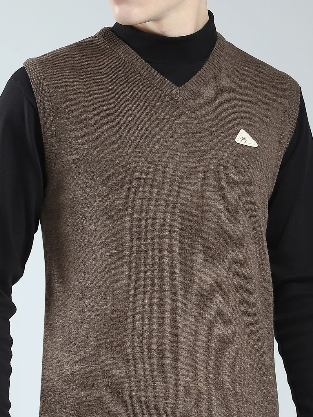 Men Brown Solid V Neck Sleeveless Sweater - Image 7