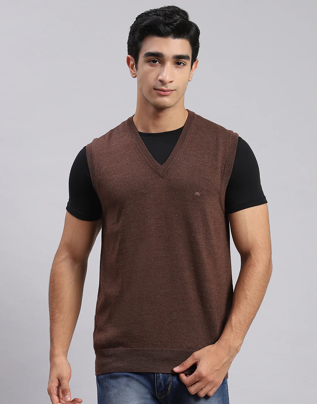 Men Brown Solid V Neck Sleeveless Sweaters/Pullovers - Image 2