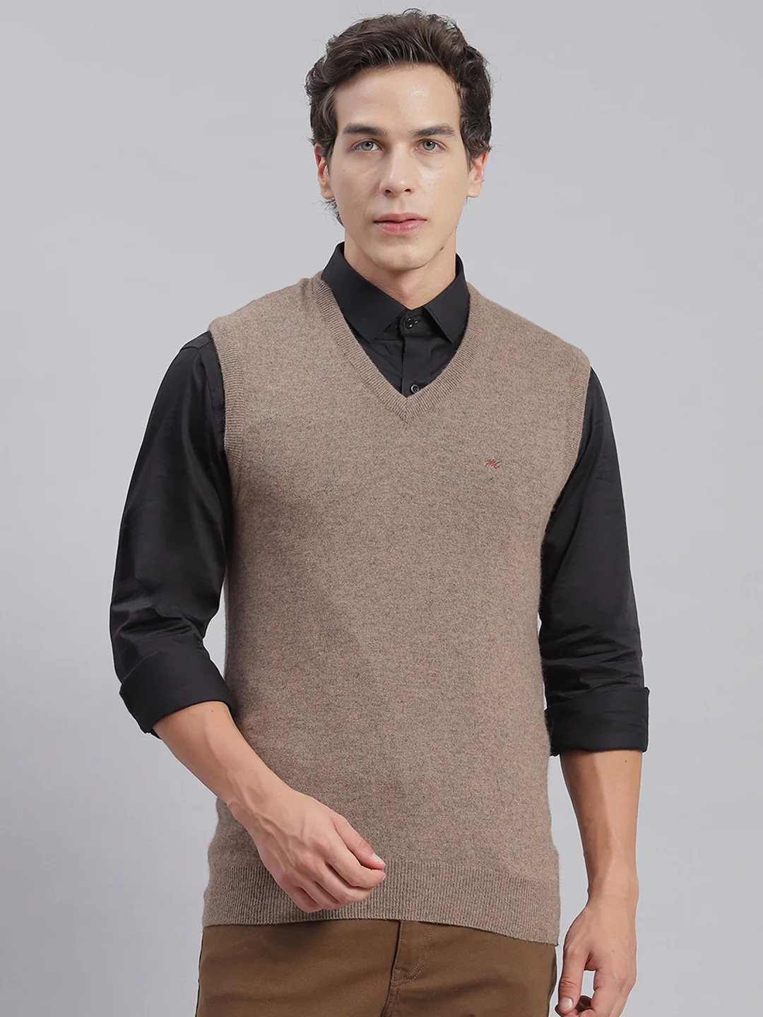 Men Brown Solid V Neck Sleeveless Sweaters/Pullovers - Image 2