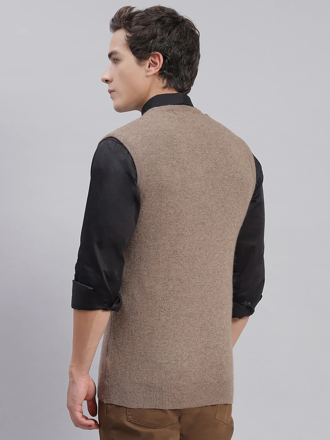 Men Brown Solid V Neck Sleeveless Sweaters/Pullovers - Image 5