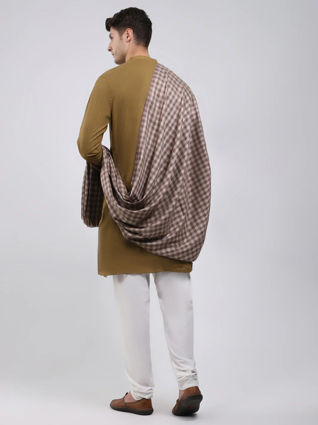 Men Brown Solid Wool Blend Lohi Shawl - Image 5