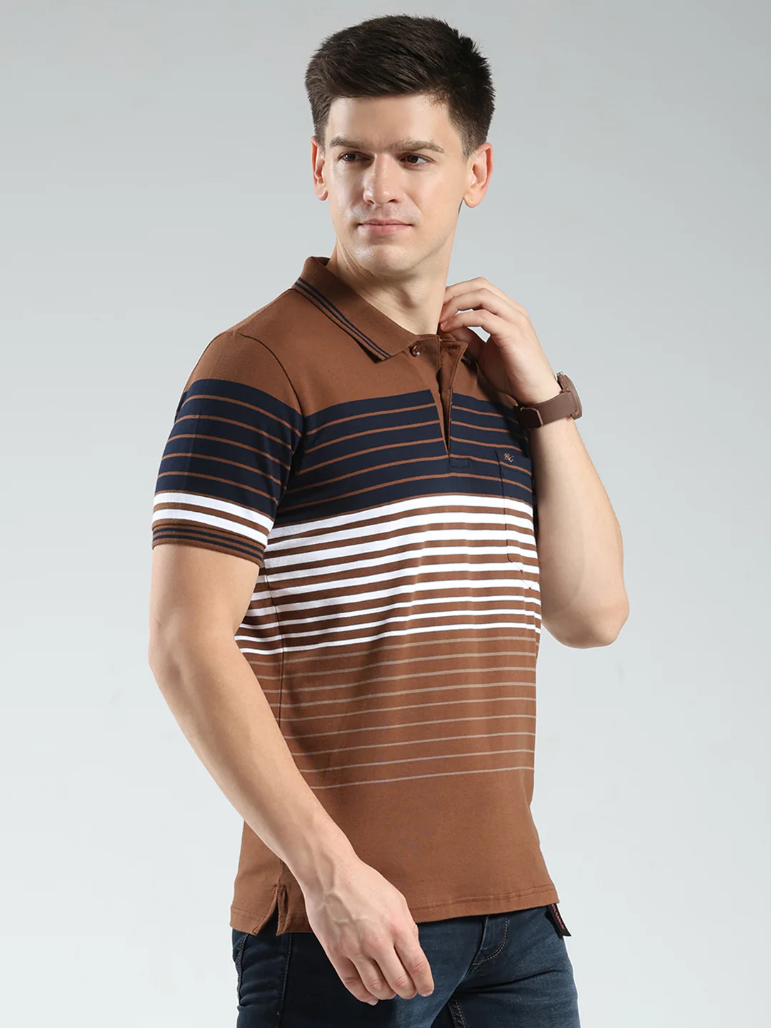 Men Brown Stripe Collar Half Sleeve T-Shirt - Image 4
