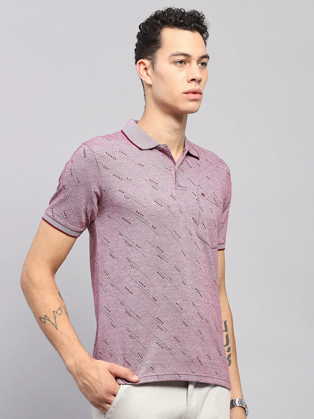 Men Burgundy Printed Collar Half Sleeve T-Shirt - Image 4