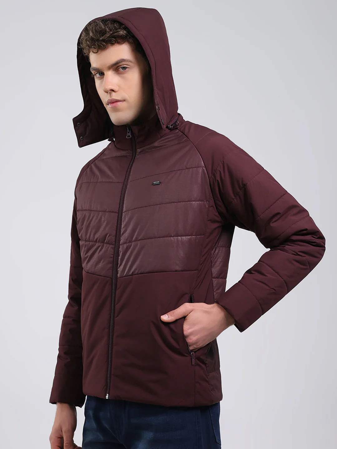 Men Burgundy Solid Hooded Full Sleeve Jacket - Image 3