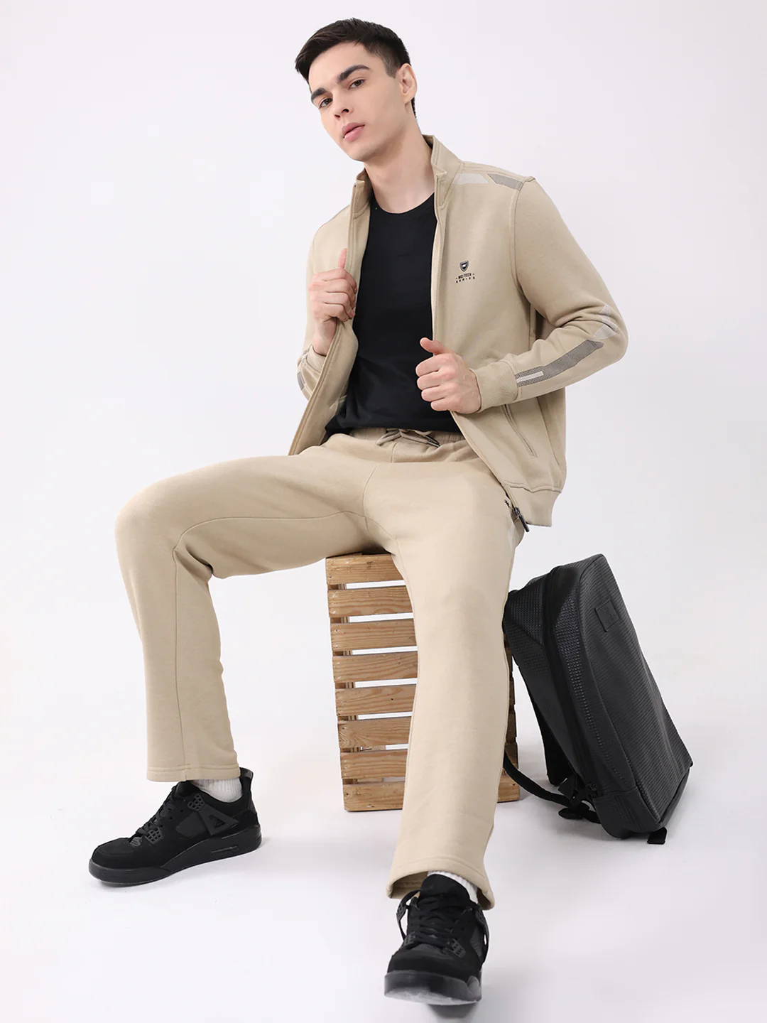 Men Camel Brown Printed Collar Full Sleeve Winter Tracksuit - Image 2