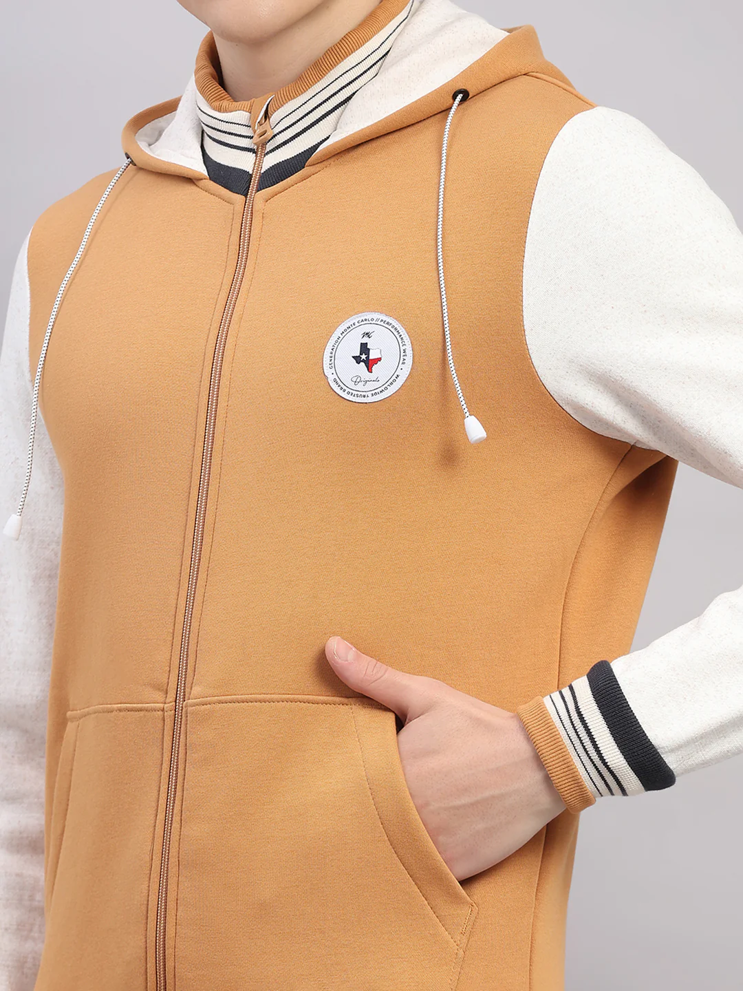 Men Camel Brown Solid Hooded Full Sleeve Winter Tracksuit - Image 8