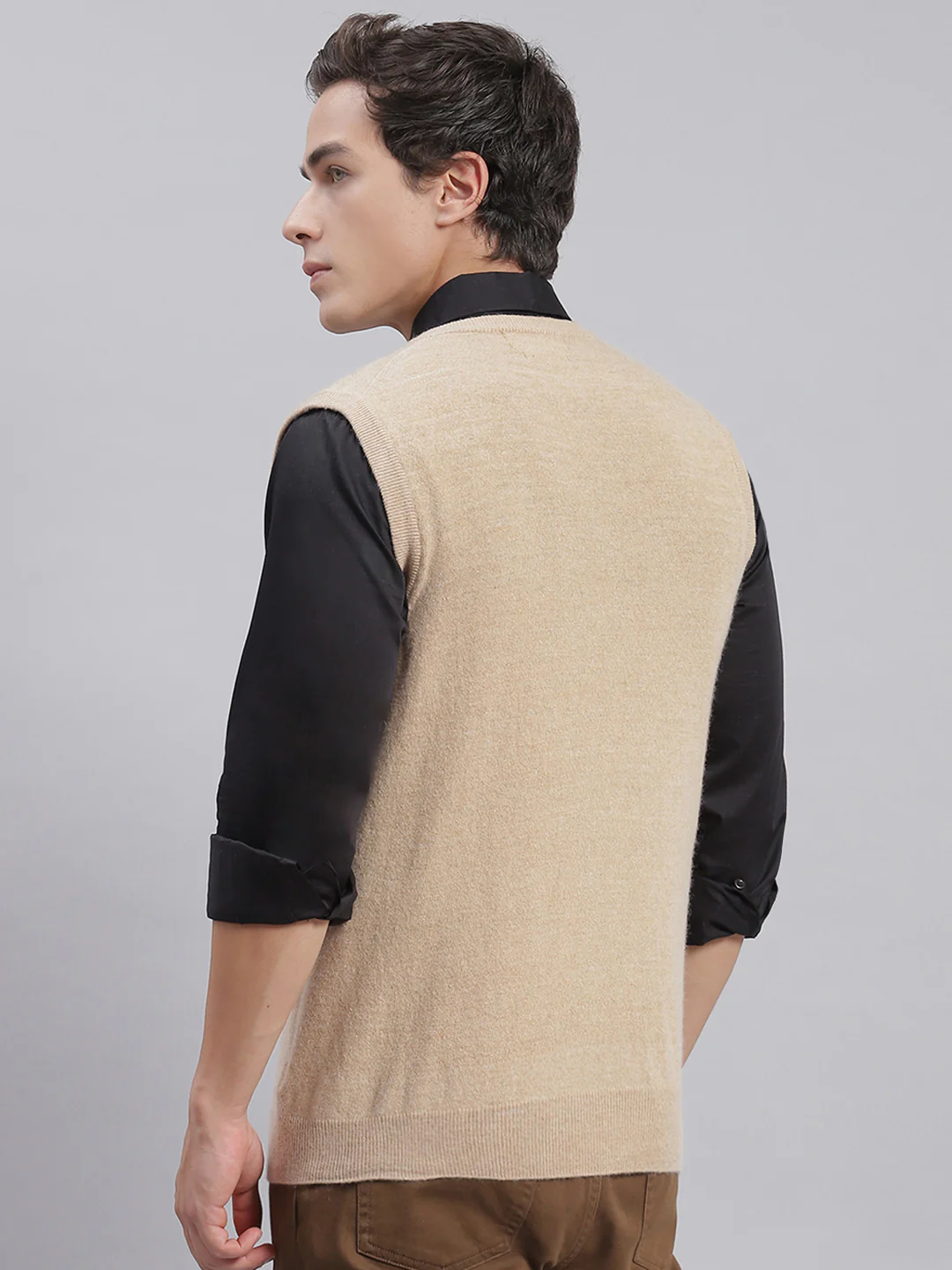 Men Camel Brown Solid V Neck Sleeveless Sweaters/Pullovers - Image 5