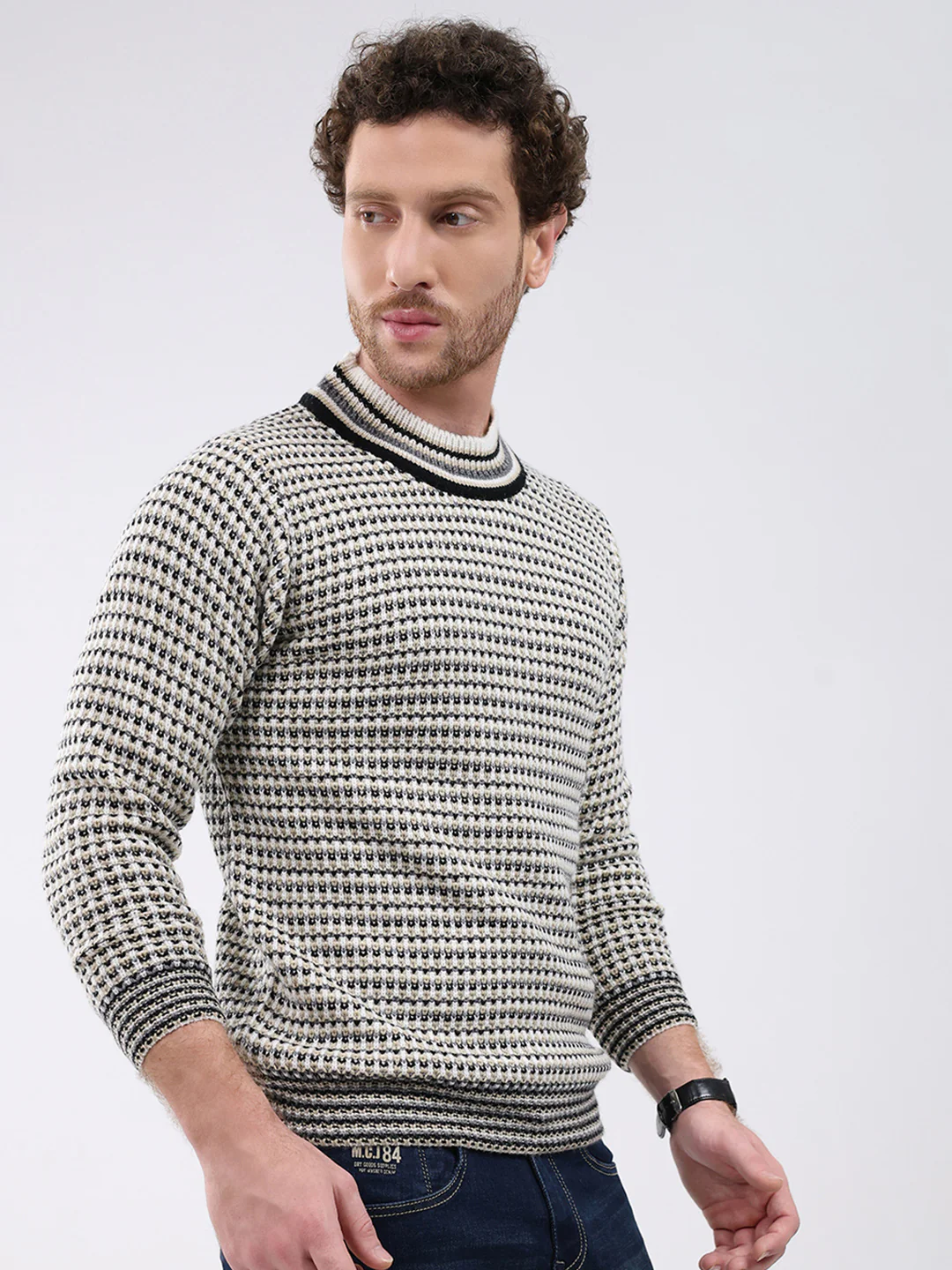 Men Cream Self Design Round Neck Full Sleeve Pullover - Image 4