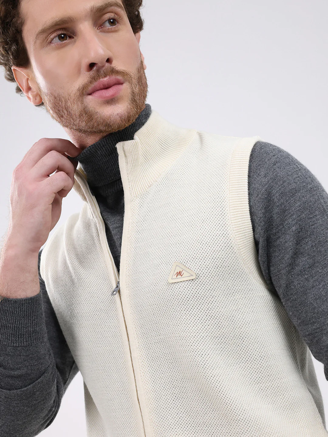 Men Cream Solid Mock Neck Sleeveless Sweater - Image 6