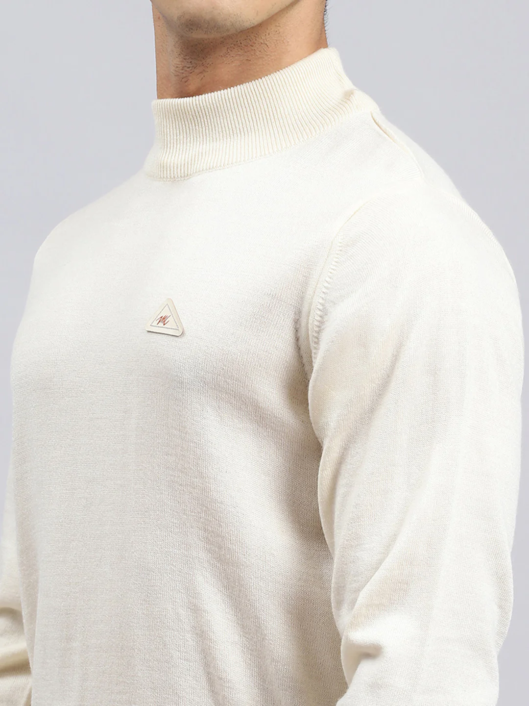 Men Cream Solid Pullover - Image 6
