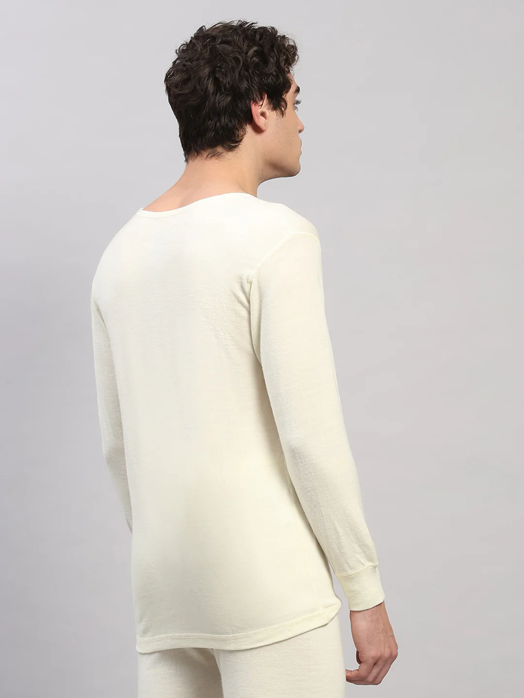 Men Cream Solid Round Neck Full Sleeve Thermal Vest - Image 5