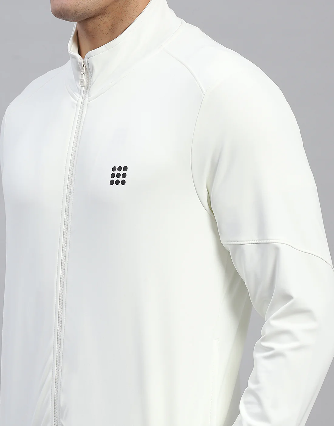 Rock.it Men Cream Solid Round Neck Full Sleeve Tracksuit - Image 6