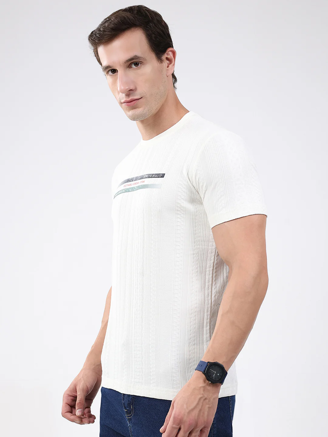 Men Cream Solid Round Neck Half Sleeve T-Shirt - Image 3