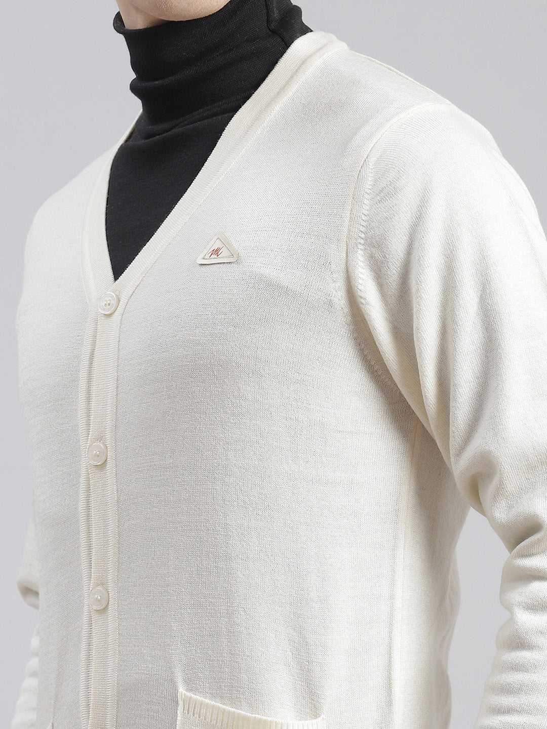 Men Cream Solid V Neck Full Sleeve Cardigans - Image 6