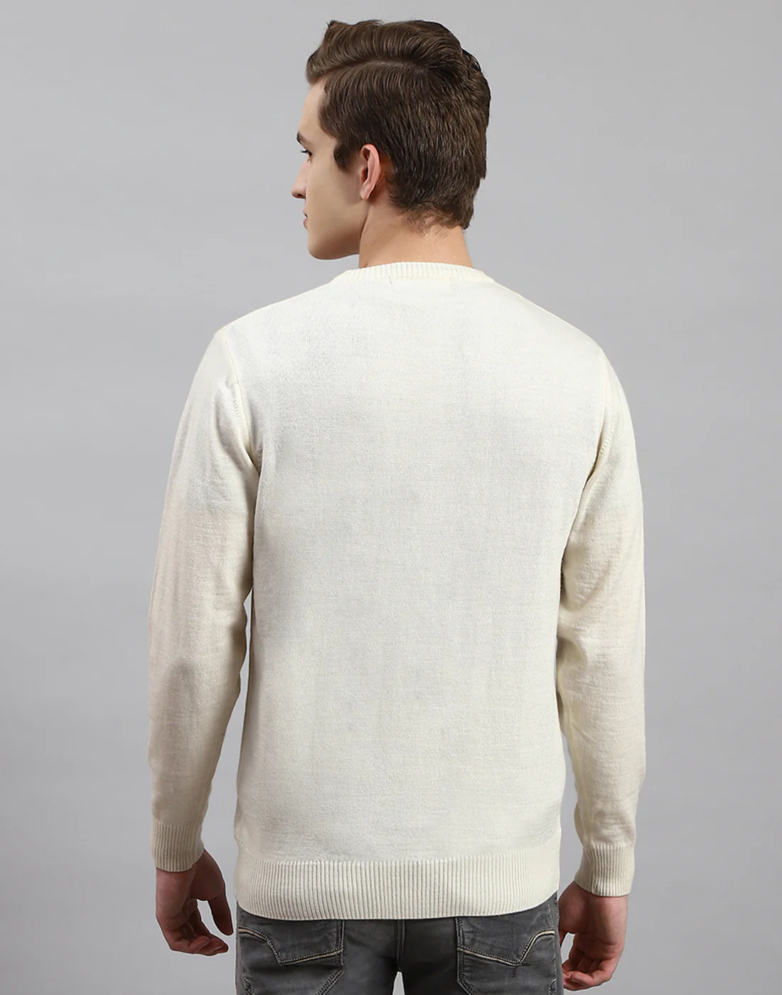 Men Cream Solid V Neck Full Sleeve Pullover - Image 5