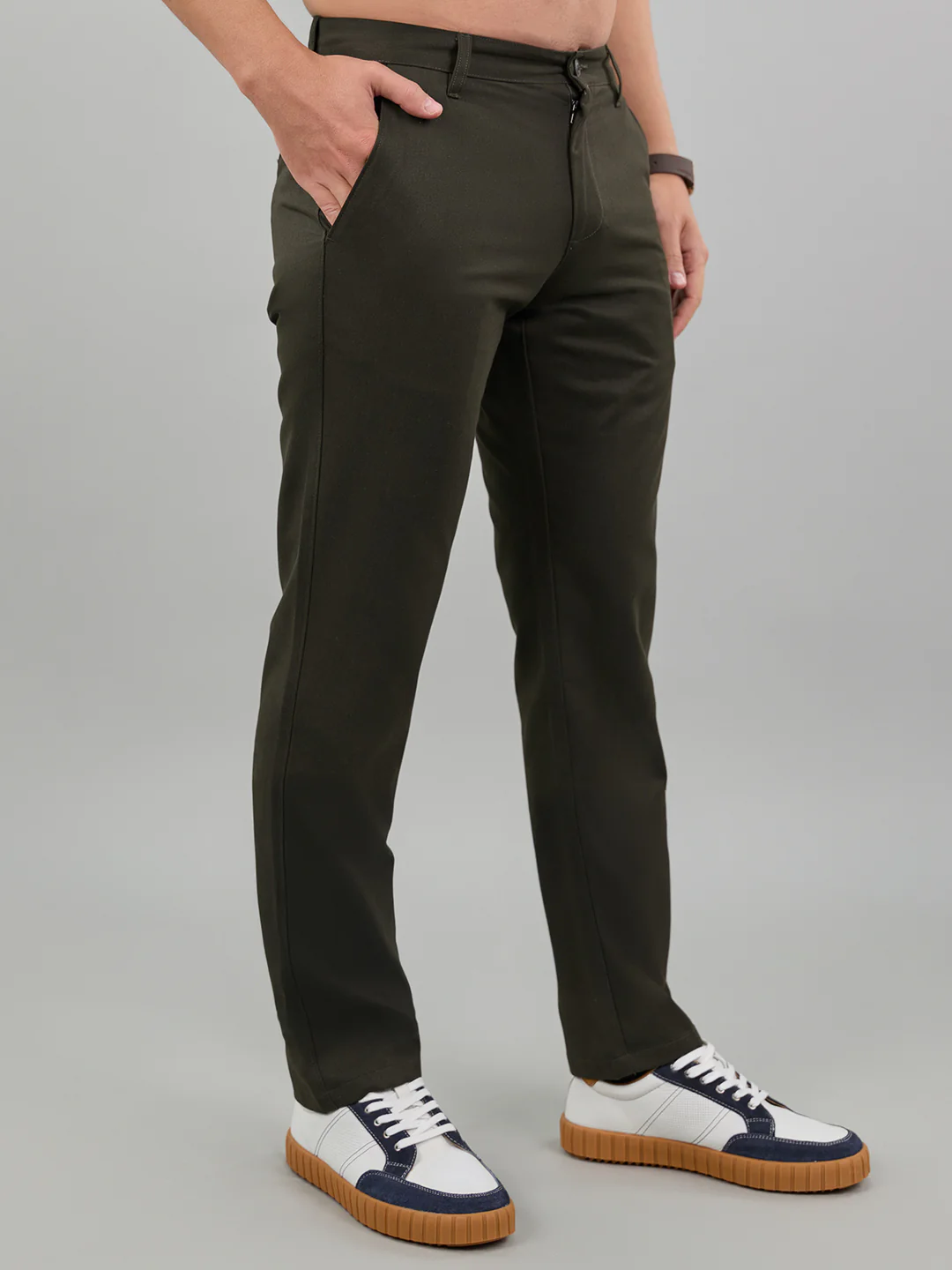 Men Dark Green Solid Regular Fit Trouser - Image 3