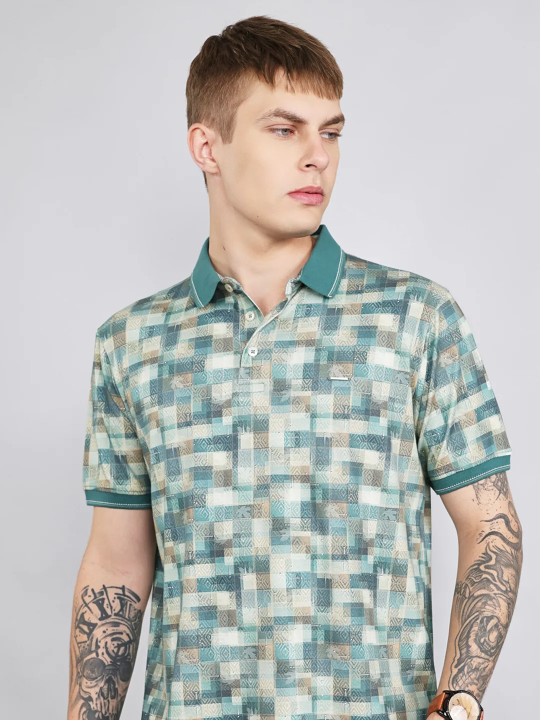 Men Green Colourblocked Collar Half Sleeve T-Shirt - Image 5