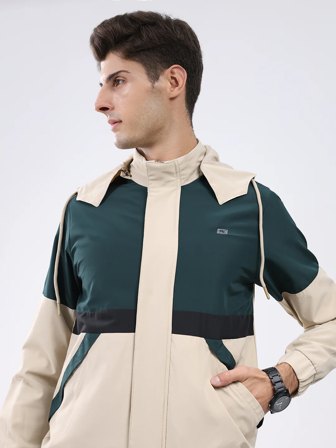 Men Green Colourblocked Hooded Full Sleeve Jacket - Image 8